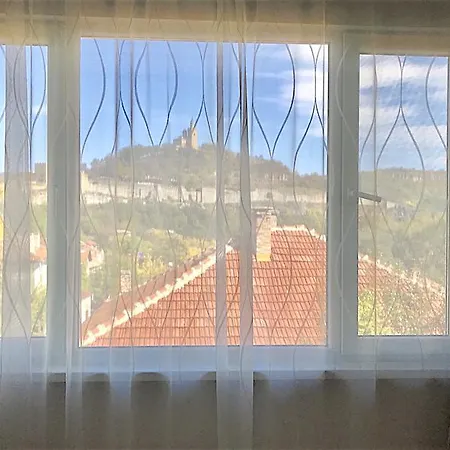 Penthouse Tsarevets Apartment